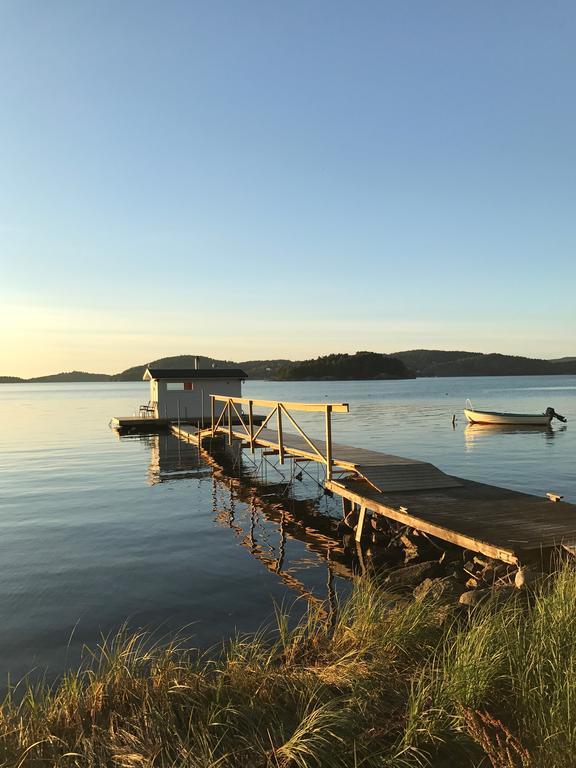 Вилла Anfasterod Gardsvik - Badstugor Med Loft Юнгшиле Номер фото